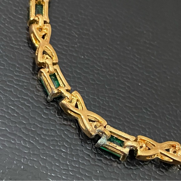 Unsigned Gold-tone Emerald Green & Clear CZ Stone 7.5” Tennis Bracelet 8.7g - Picture 6 of 16